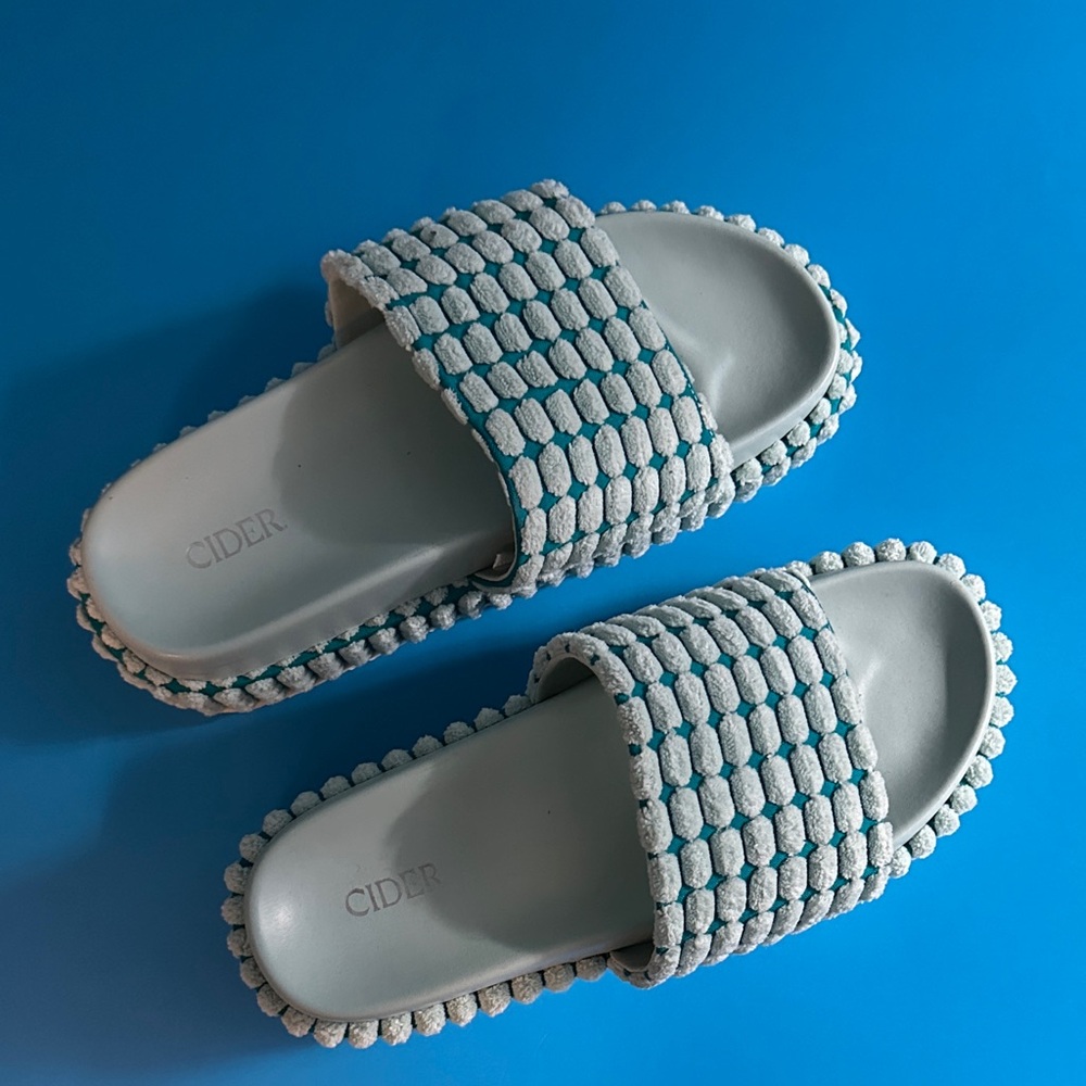 Funky Woven Platforms